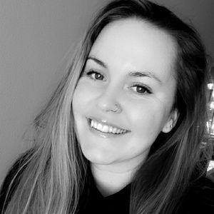 Meet your Posher, Alyssa